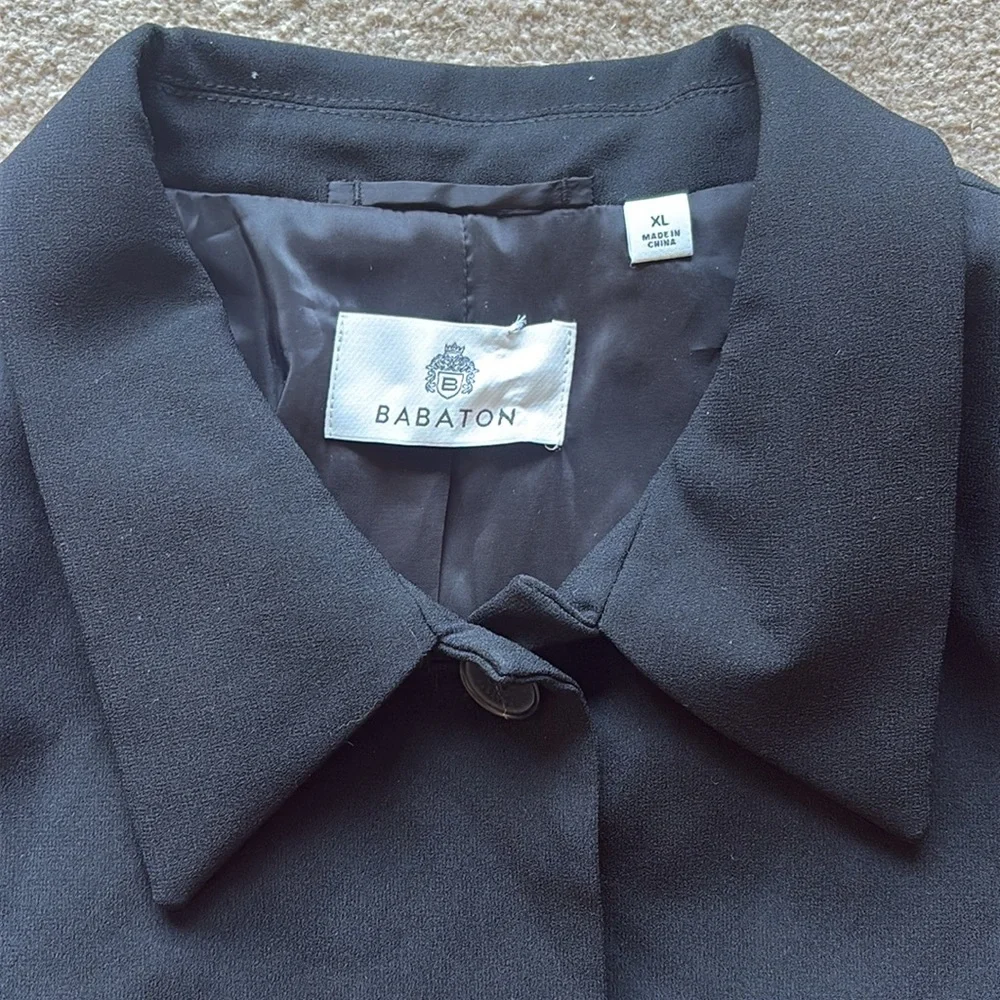 Aritzia Babaton Frances Jacket Black Button-Front Mirror Crepe - Picture 2 of 3